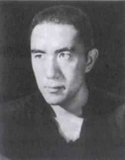 日本作家三岛由纪夫剖腹自杀